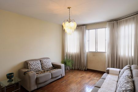 Apartamento à venda com 150m², 3 quartos e 2 vagas Apartamento à venda com 150m², 3 quartos e 2 vagasSala