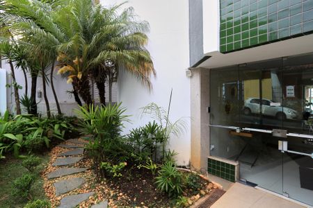 Apartamento à venda com 150m², 3 quartos e 2 vagas Apartamento à venda com 150m², 3 quartos e 2 vagasEntrada