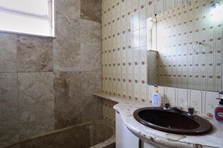 Apartamento à venda com 150m², 3 quartos e 2 vagas Apartamento à venda com 150m², 3 quartos e 2 vagasBanheiro