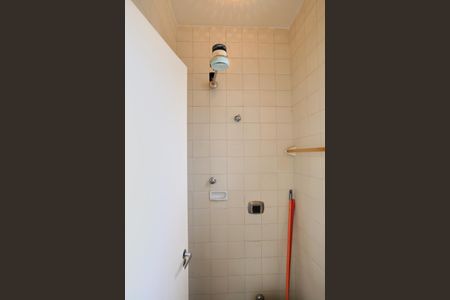 Apartamento à venda com 150m², 3 quartos e 2 vagas Apartamento à venda com 150m², 3 quartos e 2 vagasBanheiro de serviço