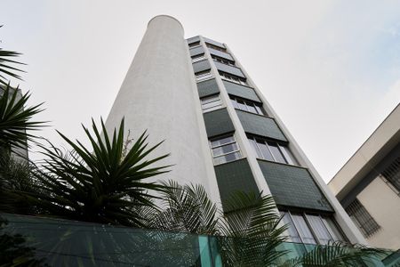 Apartamento à venda com 150m², 3 quartos e 2 vagas Apartamento à venda com 150m², 3 quartos e 2 vagasFachada