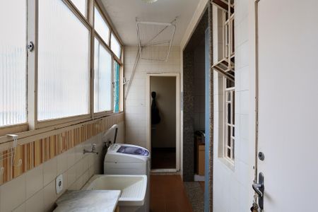 Apartamento à venda com 150m², 3 quartos e 2 vagas Apartamento à venda com 150m², 3 quartos e 2 vagasÁrea de Serviço