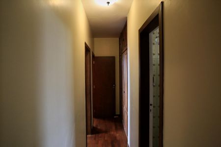 Apartamento à venda com 150m², 3 quartos e 2 vagas Apartamento à venda com 150m², 3 quartos e 2 vagasCorredor