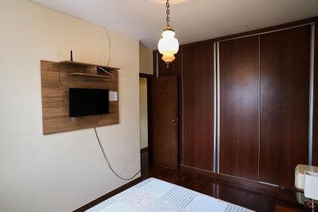 Apartamento à venda com 150m², 3 quartos e 2 vagas Apartamento à venda com 150m², 3 quartos e 2 vagasSuíte