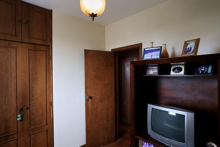 Apartamento à venda com 150m², 3 quartos e 2 vagas Apartamento à venda com 150m², 3 quartos e 2 vagasQuarto 2