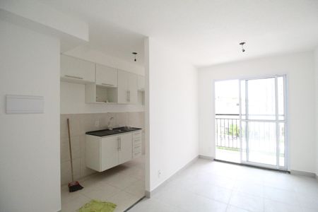 Sala de apartamento para alugar com 4 quartos, 44m² em Jacarepaguá, Rio de Janeiro