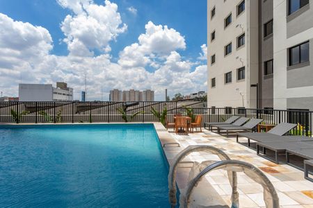 Apartamento à venda com 40m², 2 quartos e sem vagaÁrea comum - Piscina