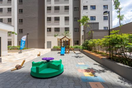 Apartamento à venda com 40m², 2 quartos e sem vagaÁrea comum - Playground