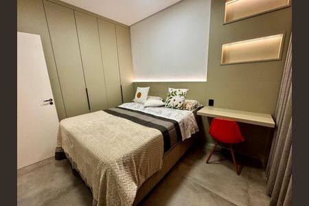 Quarto 1 de apartamento para alugar com 2 quartos, 88m² em Centro, Belo Horizonte