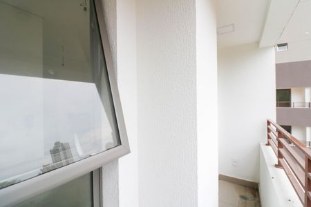 Varanda de kitnet/studio para alugar com 1 quarto, 33m² em Santo Amaro, São Paulo
