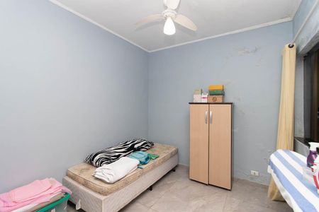 Casa à venda com 270m², 4 quartos e 6 vagas Casa à venda com 270m², 4 quartos e 6 vagasQuarto 1