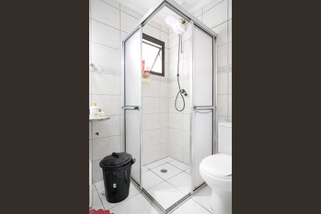 Apartamento à venda com 86m², 3 quartos e 2 vagasBanheiro social