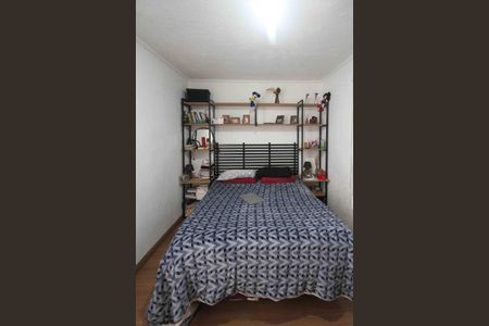 Casa à venda com 59m², 5 quartos e 1 vaga Casa à venda com 59m², 5 quartos e 1 vagaQuarto