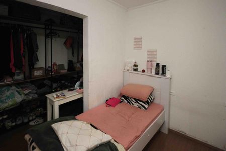 Casa à venda com 59m², 5 quartos e 1 vaga Casa à venda com 59m², 5 quartos e 1 vagaQuarto 04