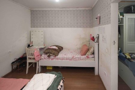 Casa à venda com 59m², 5 quartos e 1 vaga Casa à venda com 59m², 5 quartos e 1 vagaQuarto 04