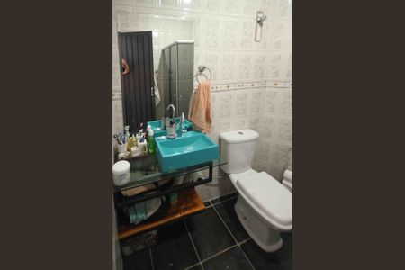 Casa à venda com 59m², 5 quartos e 1 vaga Casa à venda com 59m², 5 quartos e 1 vagaBanheiro Social