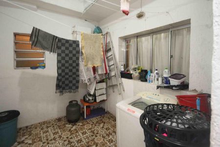 Casa à venda com 59m², 5 quartos e 1 vaga Casa à venda com 59m², 5 quartos e 1 vagaÁrea de Serviço