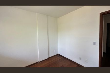 Apartamento para alugar com 120m², 4 quartos e 3 vagas Apartamento para alugar com 120m², 4 quartos e 3 vagasQuarto 1
