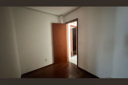 Apartamento para alugar com 120m², 4 quartos e 3 vagas Apartamento para alugar com 120m², 4 quartos e 3 vagasQuarto 3