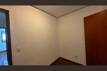 Apartamento para alugar com 120m², 4 quartos e 3 vagas Apartamento para alugar com 120m², 4 quartos e 3 vagasQuarto 3