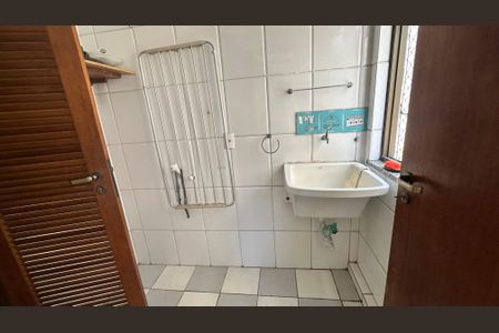 Apartamento para alugar com 120m², 4 quartos e 3 vagas Apartamento para alugar com 120m², 4 quartos e 3 vagasÁrea de Serviço