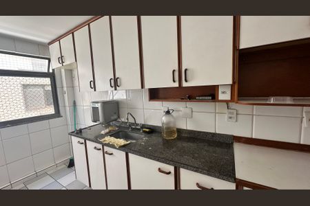 Apartamento para alugar com 120m², 4 quartos e 3 vagas Apartamento para alugar com 120m², 4 quartos e 3 vagasCozinha