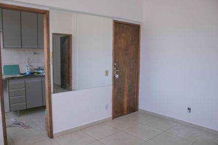 Sala de apartamento para alugar com 2 quartos, 69m² em Floresta, Belo Horizonte