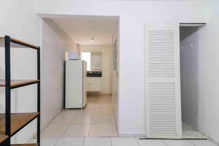 Studio de kitnet/studio para alugar com 1 quarto, 25m² em Jardim Bonfiglioli, São Paulo