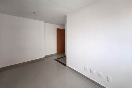 Sala de apartamento à venda com 2 quartos, 45m² em Fundacao da Casa Popular, Campinas
