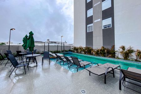 Apartamento à venda com 55m², 3 quartos e 1 vagaÁrea comum - Piscina