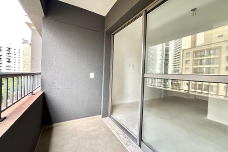 Varanda de kitnet/studio à venda com 1 quarto, 24m² em Vila Santa Catarina, São Paulo