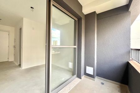 Varanda de kitnet/studio à venda com 1 quarto, 24m² em Vila Santa Catarina, São Paulo