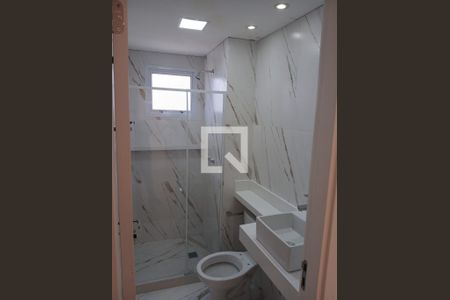 Banheiro de apartamento para alugar com 1 quarto, 50m² em Jacarepaguá, Rio de Janeiro