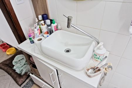 Casa de condomínio para alugar com 100m², 2 quartos e 1 vaga Casa de condomínio para alugar com 100m², 2 quartos e 1 vagaBanheiro