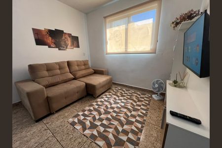 Sala de apartamento para alugar com 2 quartos, 55m² em Vila Monticelli, Goiânia