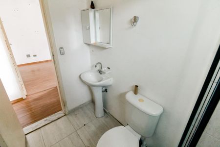 Apartamento à venda com 72m², 2 quartos e 1 vaga Apartamento à venda com 72m², 2 quartos e 1 vagaBanheiro