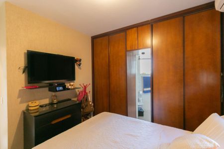 Apartamento à venda com 184m², 3 quartos e 1 vaga