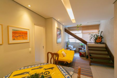 Apartamento à venda com 3 quartos, 184m² em Santa Rosa, Belo Horizonte