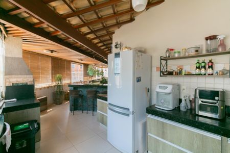 Apartamento à venda com 184m², 3 quartos e 1 vaga