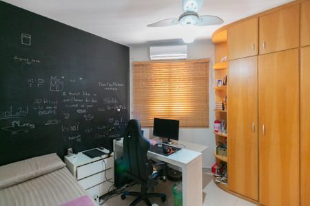 Apartamento à venda com 184m², 3 quartos e 1 vaga