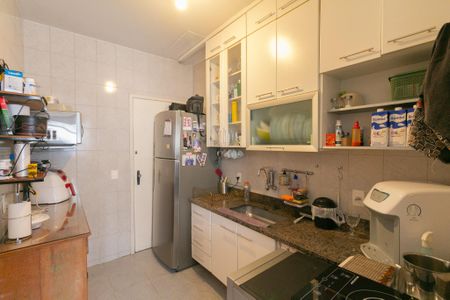 Apartamento à venda com 184m², 3 quartos e 1 vaga