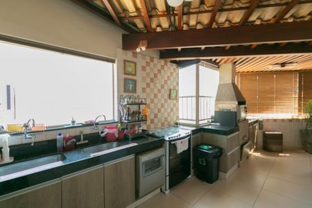 Apartamento à venda com 184m², 3 quartos e 1 vaga