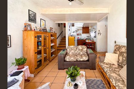 Sala de apartamento para alugar com 3 quartos, 111m² em Canasvieiras, Florianópolis