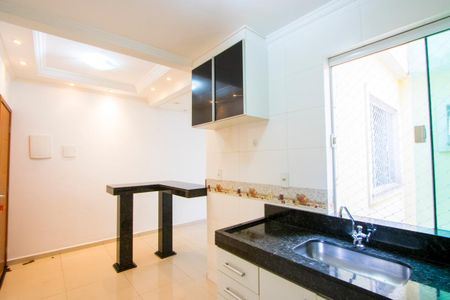 Apartamento para alugar com 106m², 2 quartos e 2 vagas Apartamento para alugar com 106m², 2 quartos e 2 vagasCozinha
