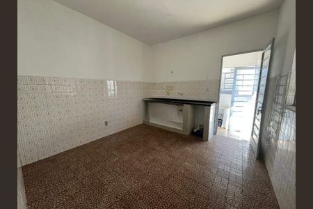 Casa à venda com 4 quartos, 217m² em Vila Anhanguera, Campinas