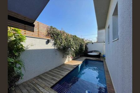 Casa à venda com 210m², 3 quartos e 4 vagas