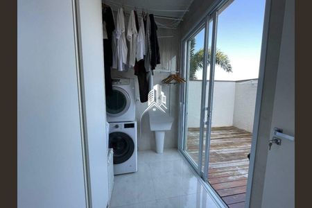 Casa à venda com 210m², 3 quartos e 4 vagas