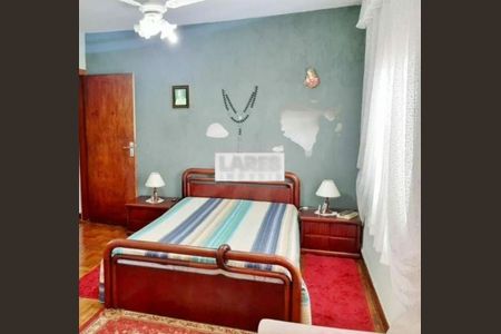 Casa à venda com 3 quartos, 150m² em Vila Gomes, São Paulo