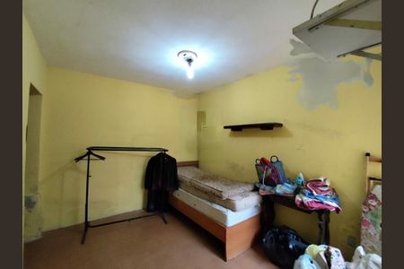 Casa à venda com 5 quartos, 230m² em Jardim Jucara, São Paulo