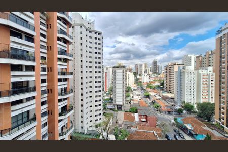 Apartamento à venda com 170m², 4 quartos e 3 vagas Apartamento à venda com 170m², 4 quartos e 3 vagasVista da Varanda